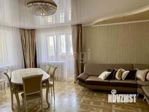3-к квартира, вторичка, 95м2, 9/9 этаж
