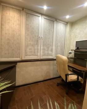 3-к квартира, вторичка, 80м2, 3/12 этаж