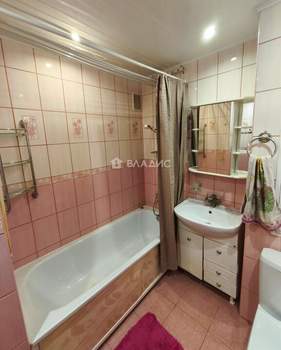 3-к квартира, вторичка, 62м2, 2/5 этаж