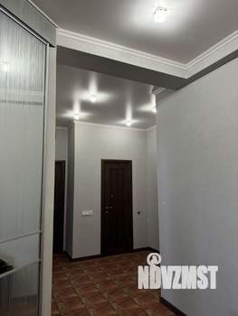 2-к квартира, вторичка, 100м2, 7/8 этаж