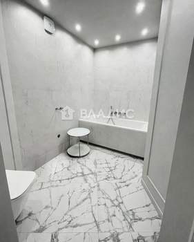 3-к квартира, вторичка, 122м2, 2/9 этаж