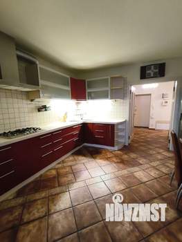 3-к квартира, вторичка, 128м2, 9/9 этаж