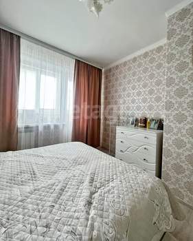 4-к квартира, вторичка, 58м2, 5/5 этаж
