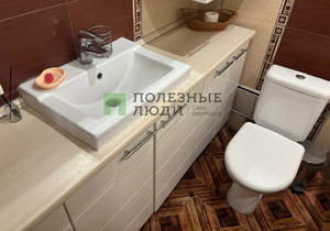 2-к квартира, вторичка, 42м2, 1/5 этаж