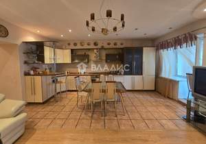 3-к квартира, вторичка, 117м2, 12/17 этаж