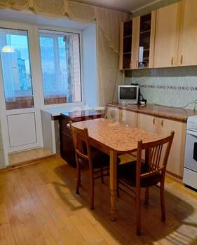 2-к квартира, вторичка, 74м2, 8/10 этаж