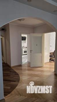 3-к квартира, вторичка, 95м2, 14/14 этаж