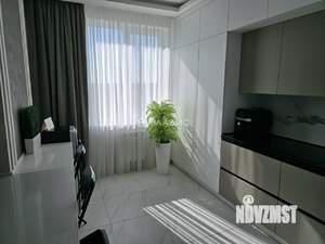 3-к квартира, вторичка, 110м2, 7/8 этаж