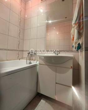 3-к квартира, вторичка, 62м2, 6/9 этаж