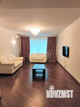 3-к квартира, вторичка, 106м2, 2/4 этаж