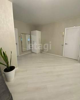 2-к квартира, вторичка, 70м2, 9/15 этаж