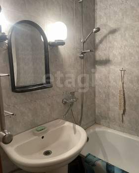 3-к квартира, вторичка, 61м2, 3/9 этаж