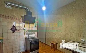 2-к квартира, вторичка, 52м2, 1/9 этаж