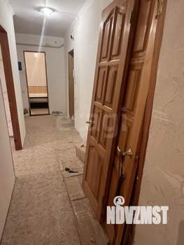 2-к квартира, вторичка, 52м2, 1/10 этаж