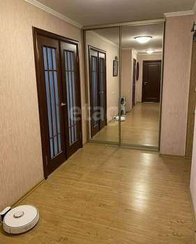 3-к квартира, вторичка, 80м2, 4/10 этаж