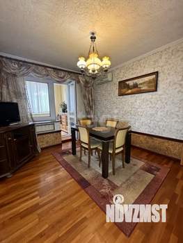 4-к квартира, вторичка, 150м2, 3/10 этаж