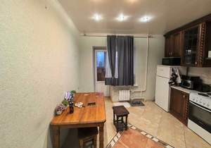 2-к квартира, вторичка, 70м2, 8/9 этаж