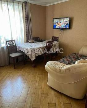 3-к квартира, вторичка, 106м2, 7/7 этаж