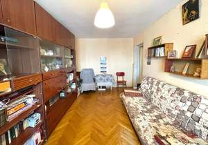 2-к квартира, вторичка, 44м2, 3/5 этаж