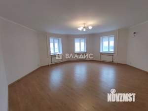 4-к квартира, вторичка, 131м2, 7/16 этаж