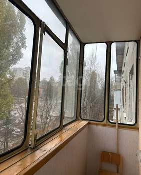 4-к квартира, вторичка, 61м2, 5/5 этаж