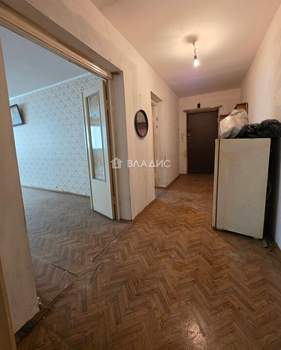 2-к квартира, вторичка, 66м2, 1/9 этаж