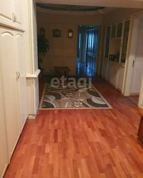 3-к квартира, вторичка, 134м2, 4/7 этаж