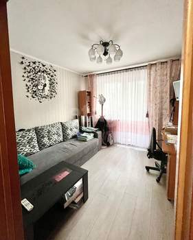 4-к квартира, вторичка, 75м2, 1/5 этаж