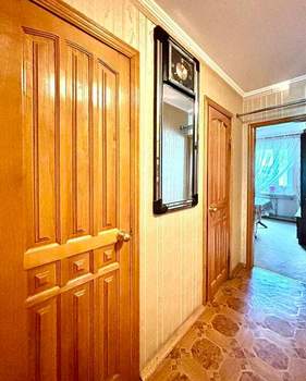 3-к квартира, вторичка, 58м2, 2/5 этаж