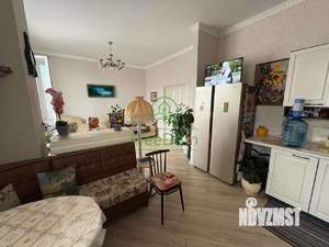 Студия квартира, вторичка, 56м2, 2/9 этаж