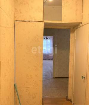 2-к квартира, вторичка, 46м2, 1/9 этаж