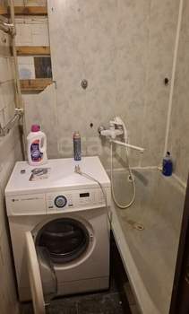 4-к квартира, вторичка, 61м2, 3/5 этаж