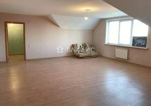 5-к квартира, вторичка, 202м2, 2/4 этаж