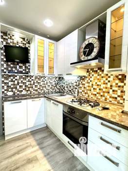 3-к квартира, вторичка, 64м2, 10/10 этаж