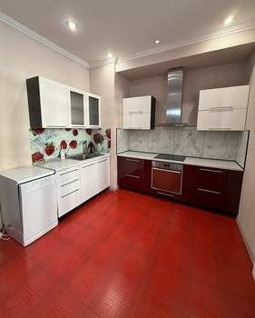 3-к квартира, вторичка, 109м2, 2/19 этаж