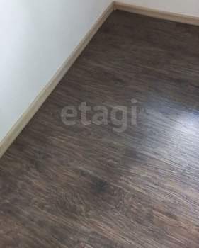2-к квартира, вторичка, 42м2, 1/5 этаж
