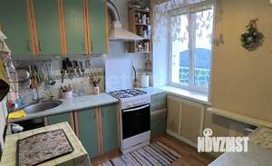 4-к квартира, вторичка, 72м2, 9/9 этаж