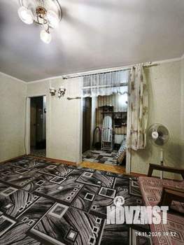 2-к квартира, вторичка, 35м2, 3/5 этаж