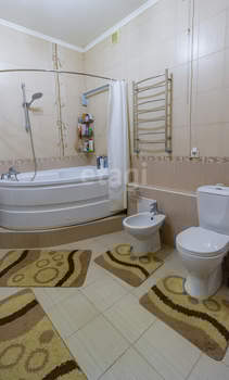 2-к квартира, вторичка, 70м2, 8/15 этаж