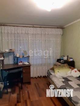 3-к квартира, вторичка, 60м2, 1/9 этаж