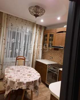 2-к квартира, вторичка, 62м2, 8/10 этаж