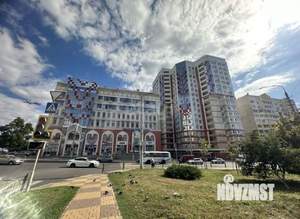3-к квартира, вторичка, 100м2, 8/17 этаж