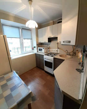2-к квартира, вторичка, 44м2, 1/5 этаж