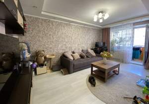 2-к квартира, вторичка, 62м2, 1/10 этаж