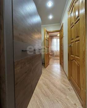 3-к квартира, вторичка, 71м2, 1/10 этаж