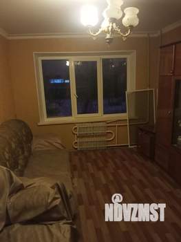 3-к квартира, вторичка, 60м2, 1/9 этаж