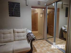 4-к квартира, вторичка, 63м2, 1/15 этаж