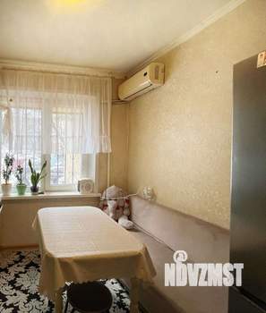 3-к квартира, вторичка, 61м2, 1/9 этаж