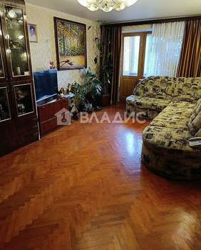 3-к квартира, вторичка, 58м2, 4/5 этаж