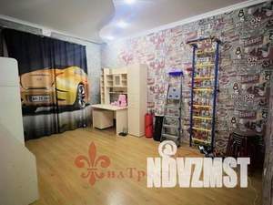 3-к квартира, вторичка, 81м2, 3/8 этаж